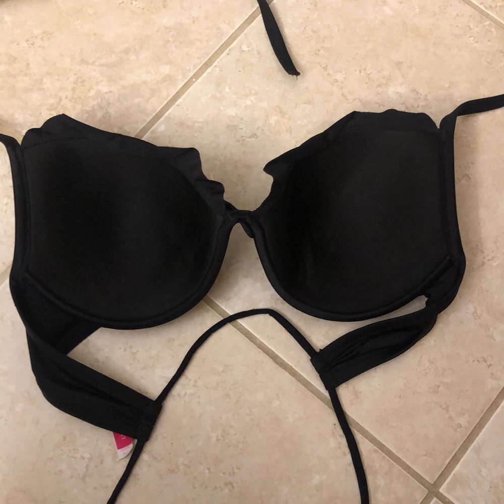 Victoria Secret black swimsuit top! - Picture 3 of 4